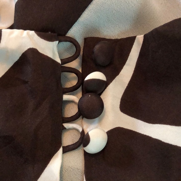 Super cute GuC dress - Picture 6 of 6